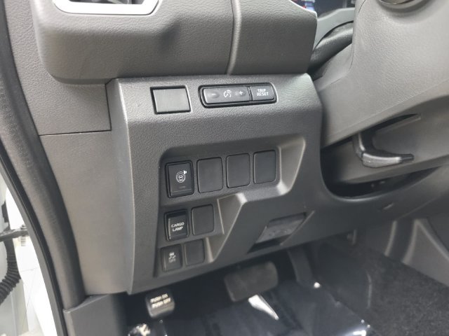 Used 2025 Nissan Frontier SV RWD image 38