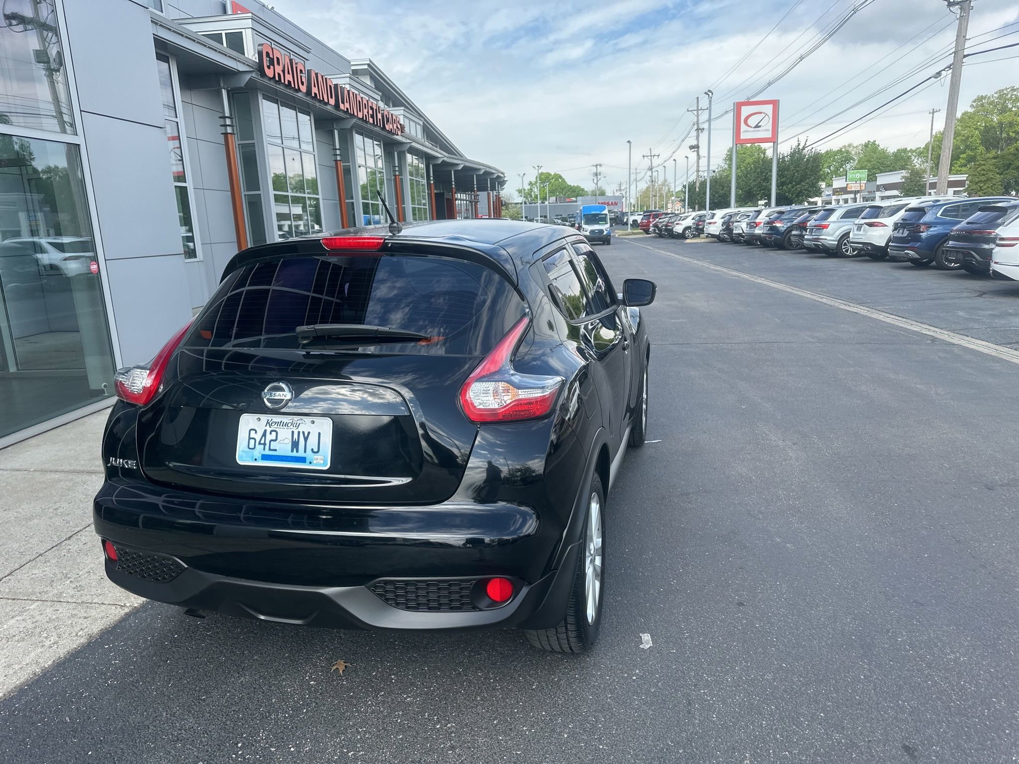 Used 2015 Nissan Juke S image 4