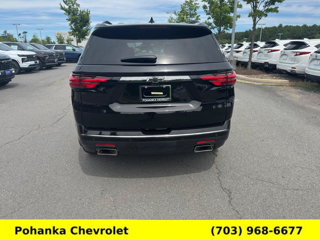 Certified 2023 Chevrolet Traverse Premier w/ Redline Edition AWD/4WD image 6
