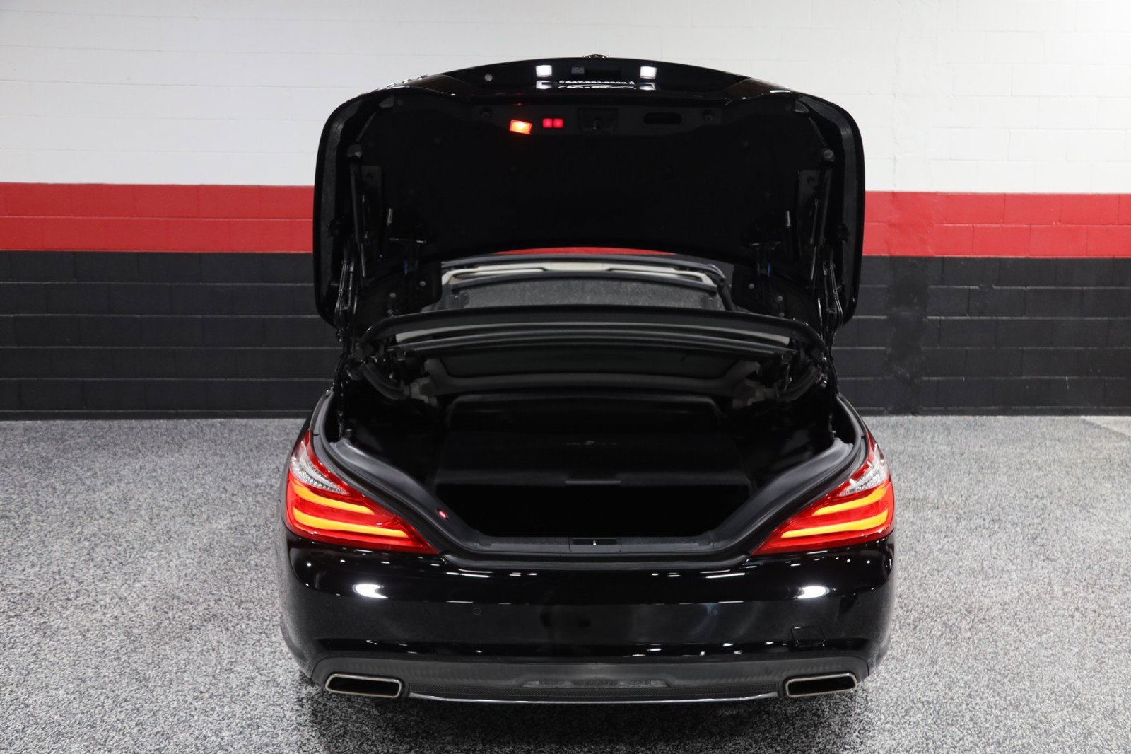 Used 2013 Mercedes-Benz SL 550 image 36