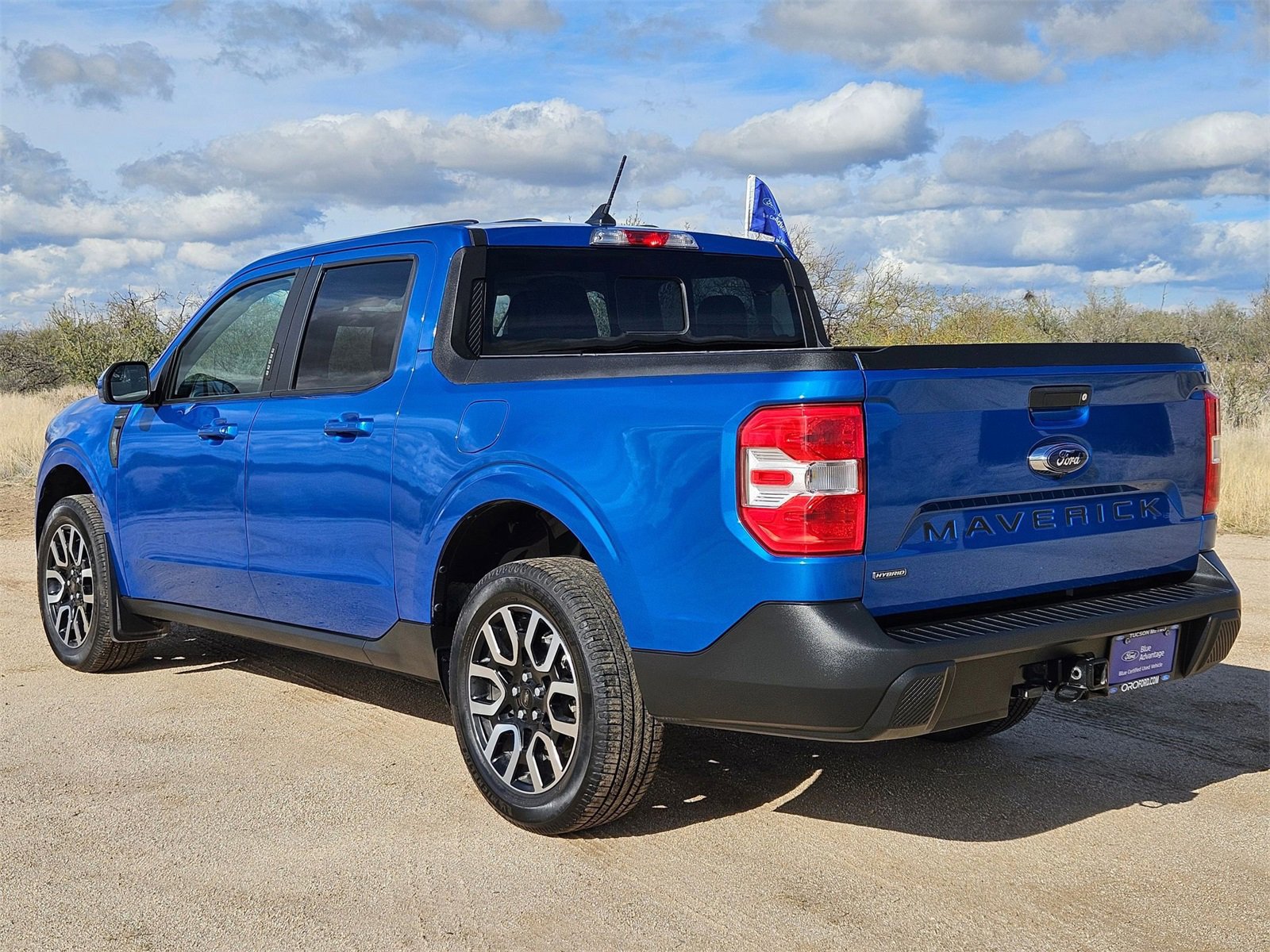 Certified 2022 Ford Maverick Lariat image 8