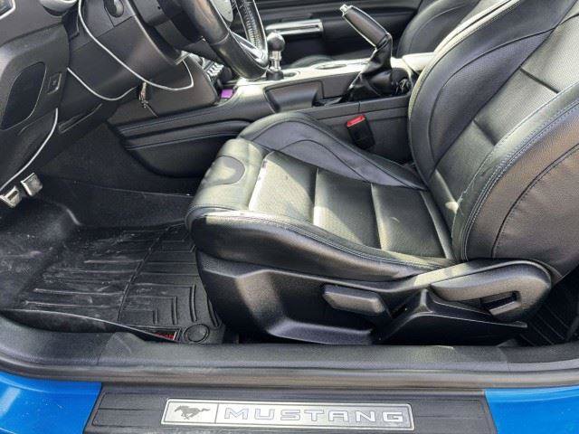 Used 2021 Ford Mustang GT Premium w/ Equipment Group 401A RWD image 19