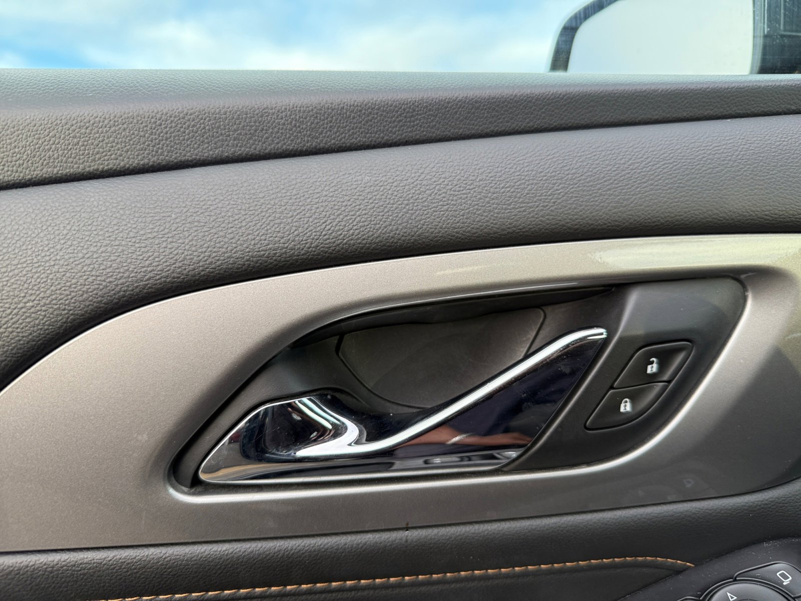 Used 2019 Chevrolet Traverse LS image 20