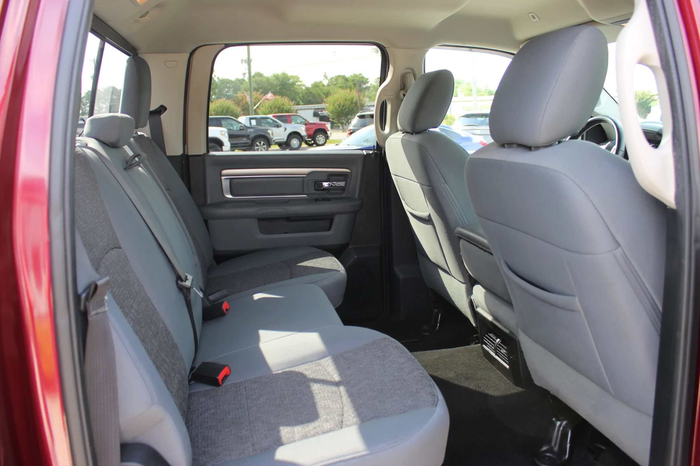Used 2017 RAM 1500 Big Horn AWD/4WD image 24