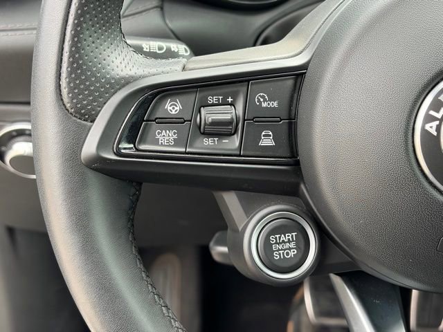 Used 2024 Alfa Romeo Tonale Veloce image 14