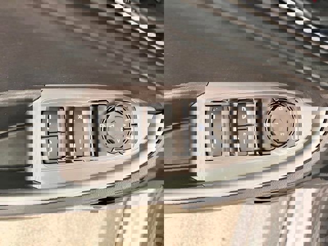 Used 2024 Chevrolet Malibu LT image 15