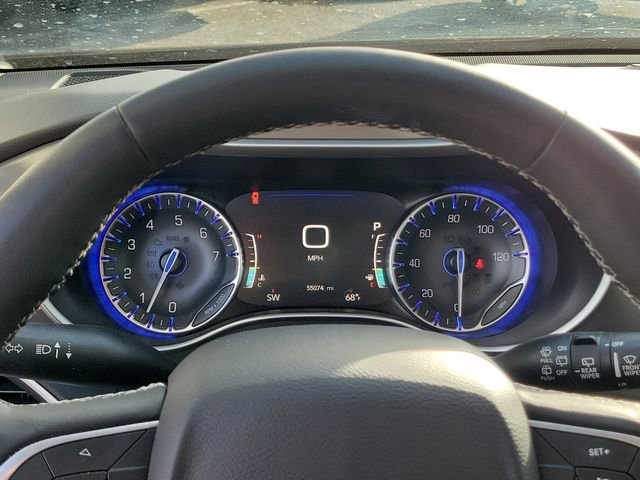 Used 2023 Chrysler Pacifica Touring-L image 26