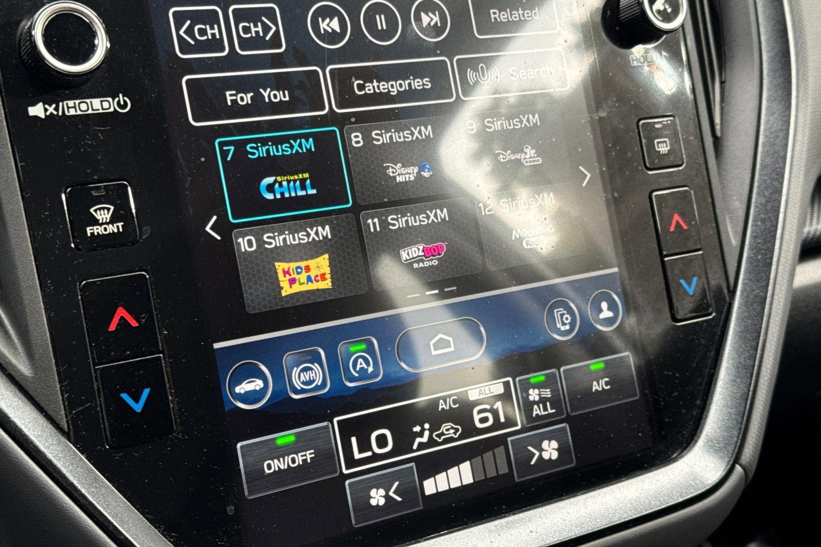 Certified 2025 Subaru Crosstrek 2.5i Limited w/ Crosstrek Mirror Package image 24