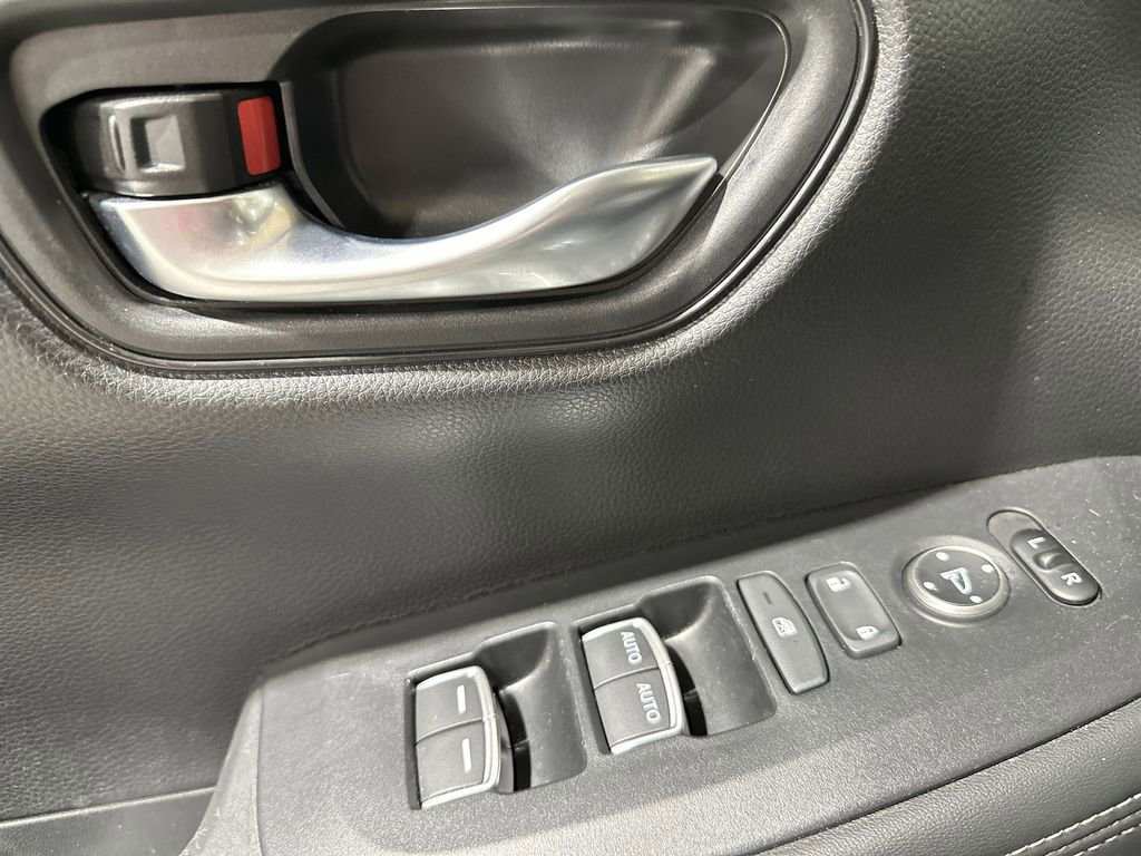 Used 2024 Honda HR-V EX-L image 15