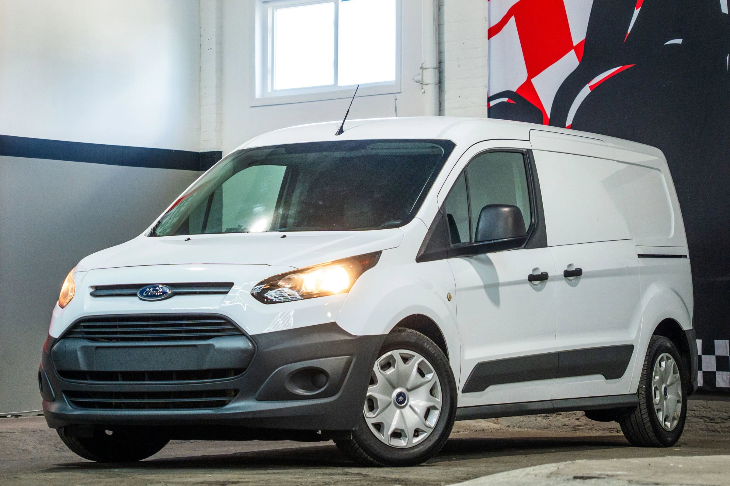 Used 2018 Ford Transit Connect XL image 1