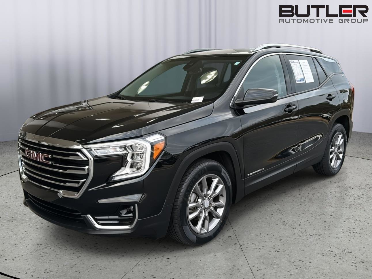 Used 2024 GMC Terrain SLT