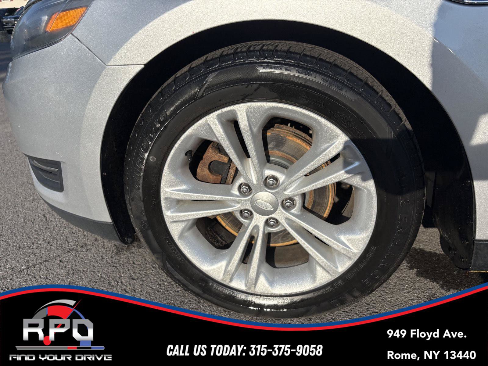 Used 2015 Ford Taurus SEL w/ Equipment Group 201A AWD/4WD image 10