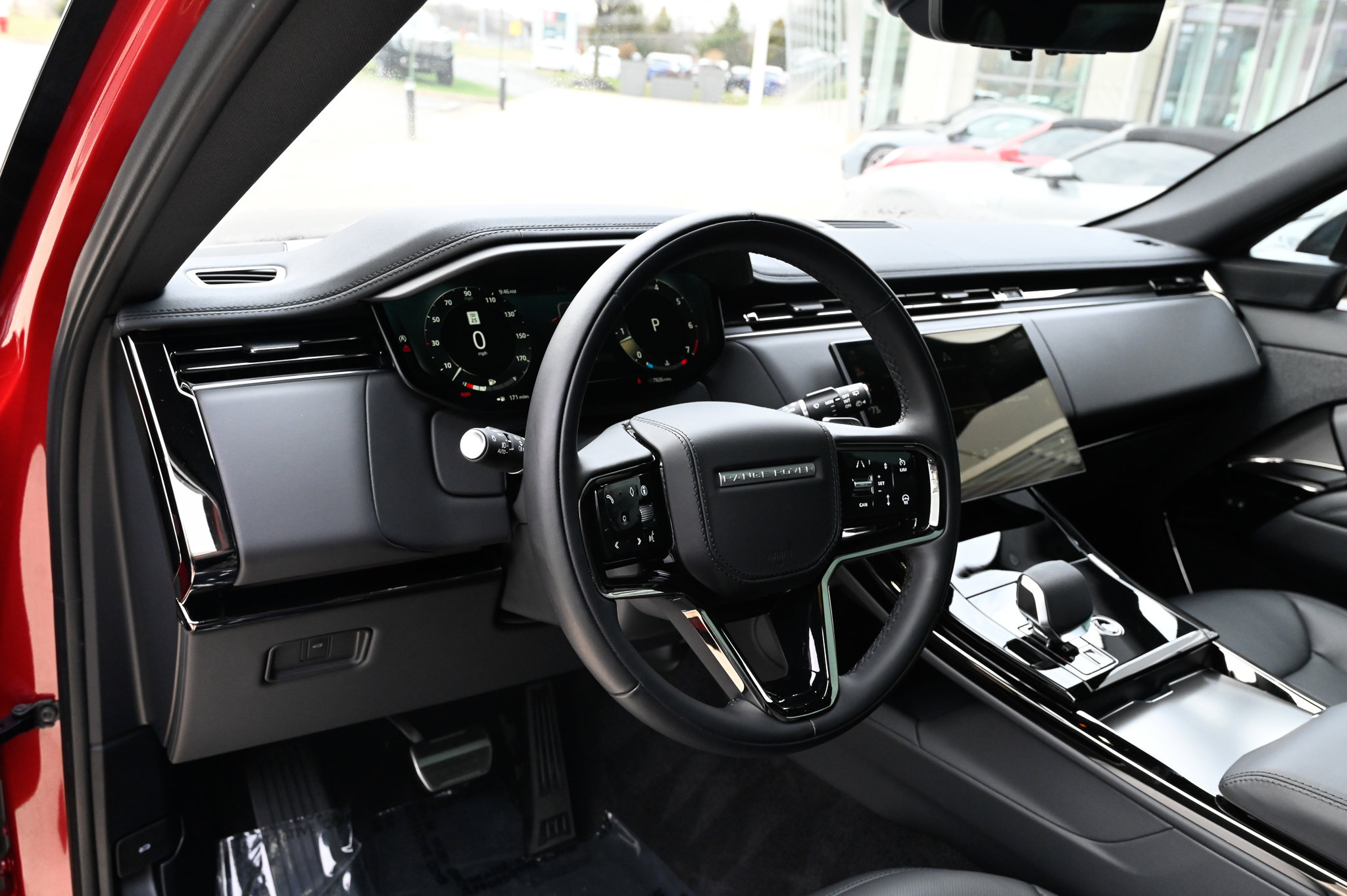 Used 2025 Land Rover Range Rover Sport Dynamic SE image 16