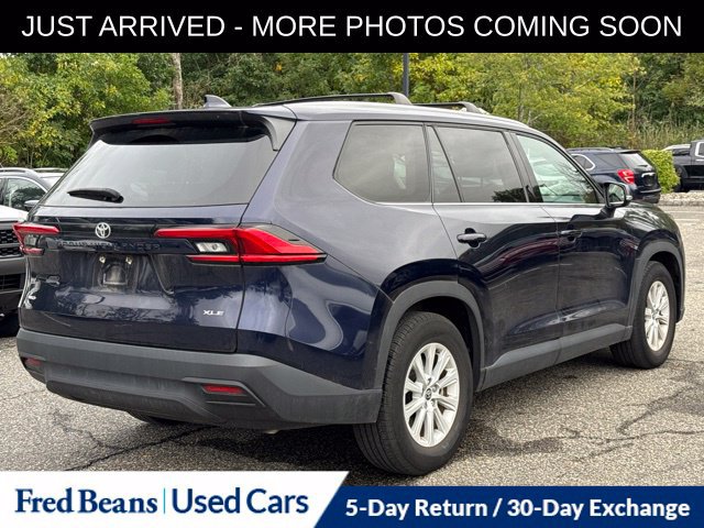 Used 2024 Toyota Grand Highlander AWD image 7