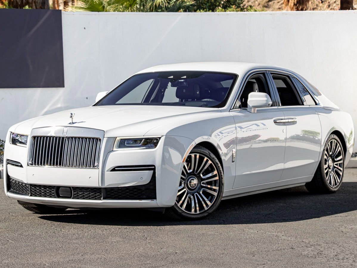 Used 2024 Rolls-Royce Ghost image 1