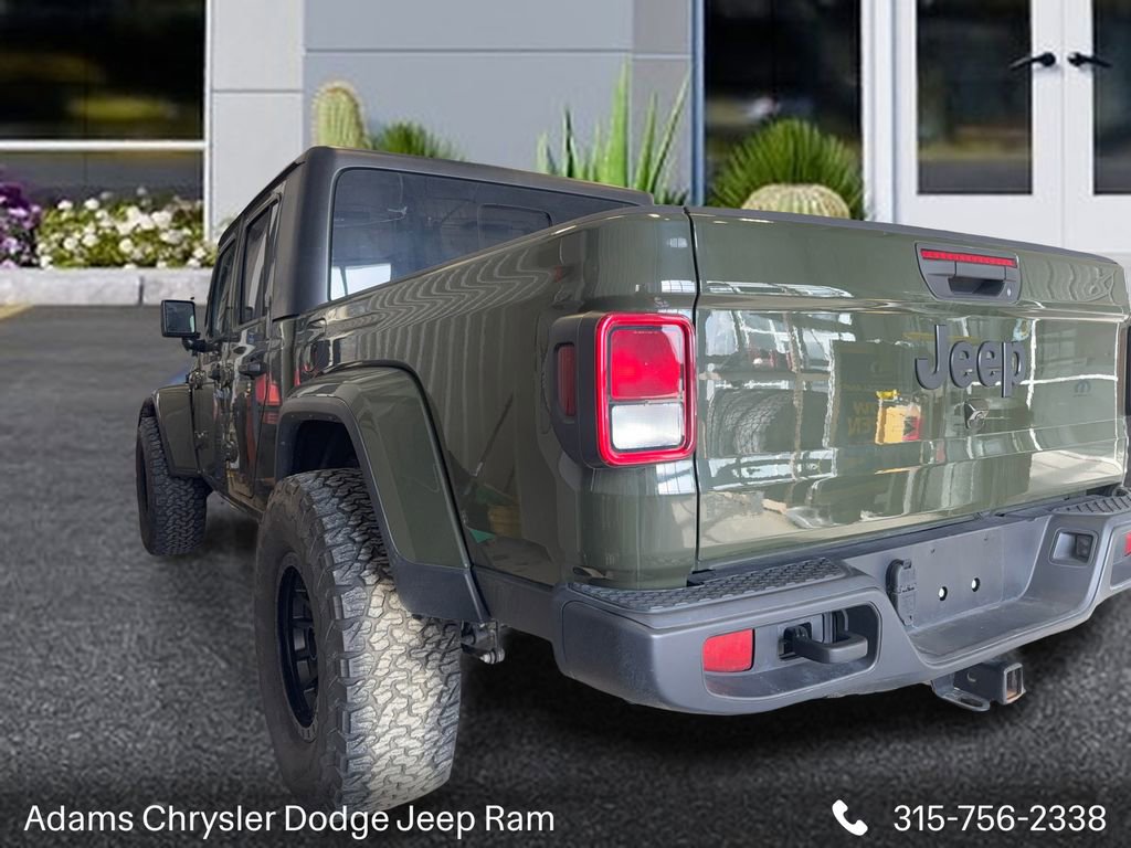 Used 2023 Jeep Gladiator Sport image 6