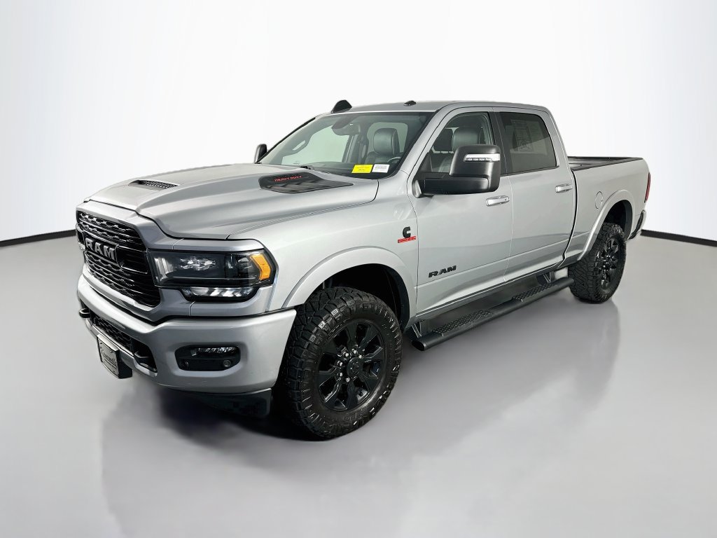 Used 2023 RAM 2500 Limited w/ Night Edition AWD/4WD image 3