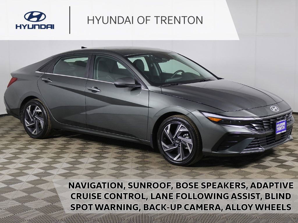 Used 2025 Hyundai Elantra Limited