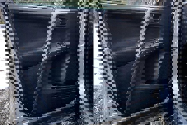 Used 2017 Toyota RAV4 LE image 21