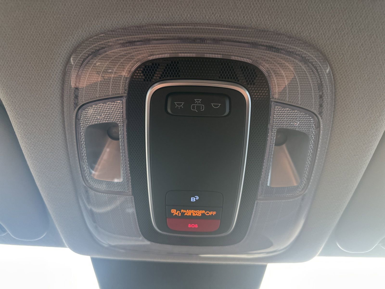 Used 2025 Hyundai Kona SEL image 31