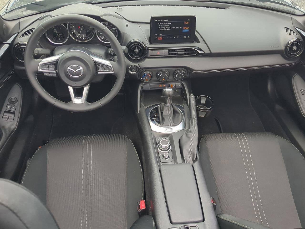 Used 2021 MAZDA MX-5 Miata Club RWD image 11