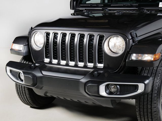 Used 2021 Jeep Gladiator Overland w/ Dual Top Group AWD/4WD image 28