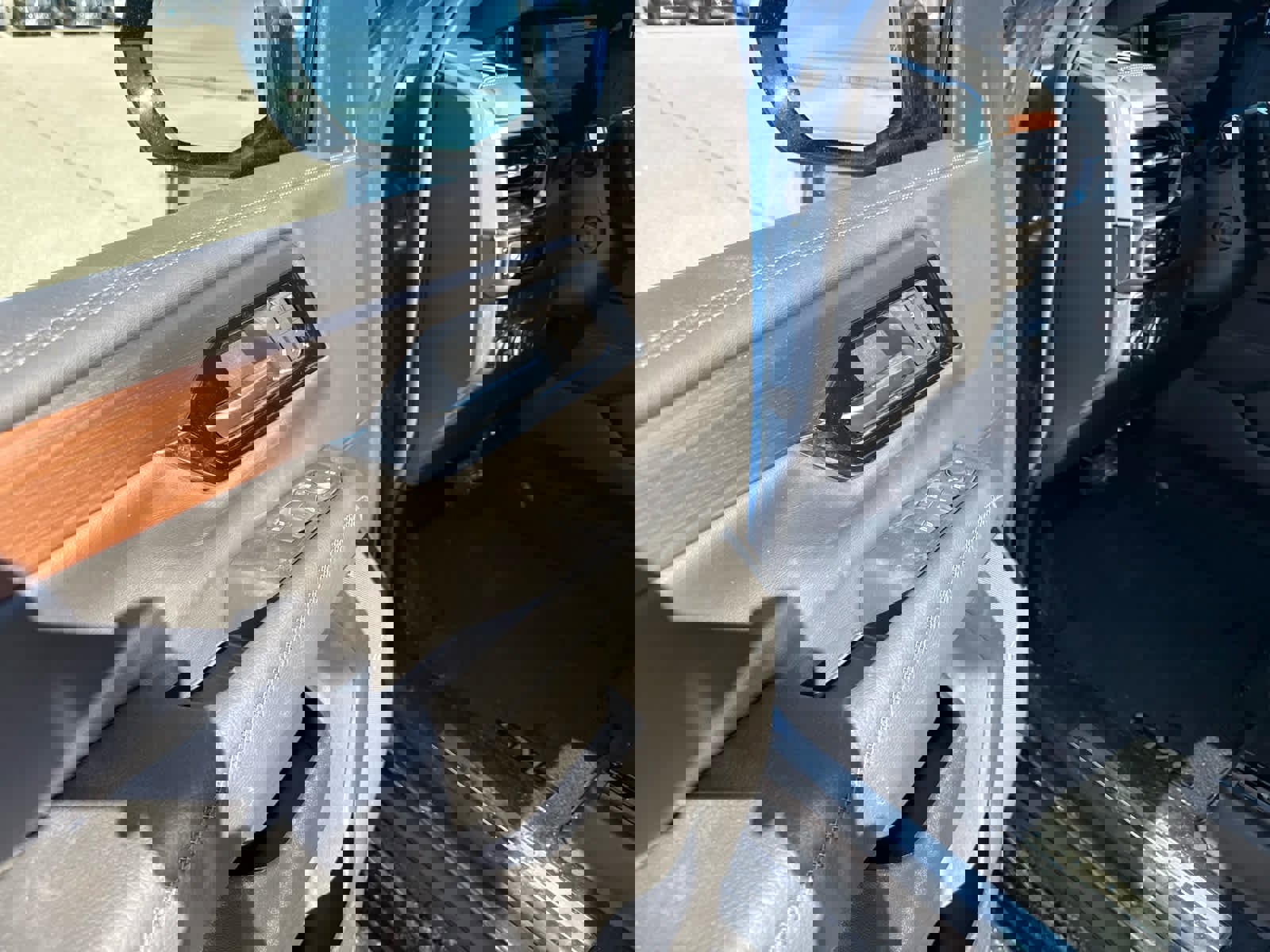 New 2026 GMC Yukon Denali w/ Sun & Power Step Package image 14