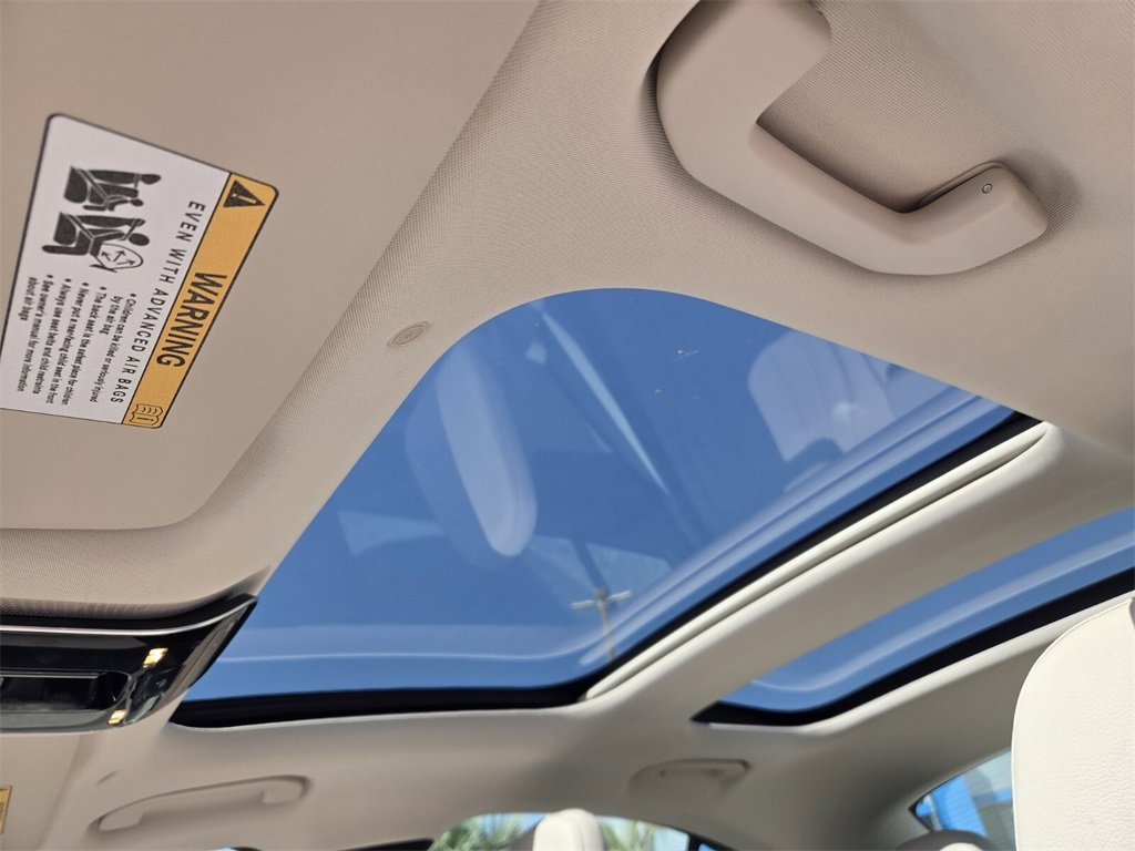 Used 2026 Mercedes-Benz E 350 Sedan image 6