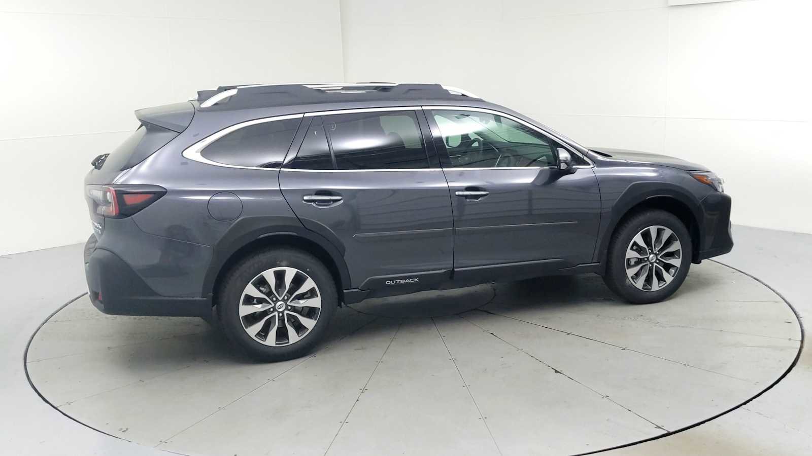 New 2025 Subaru Outback Touring image 5