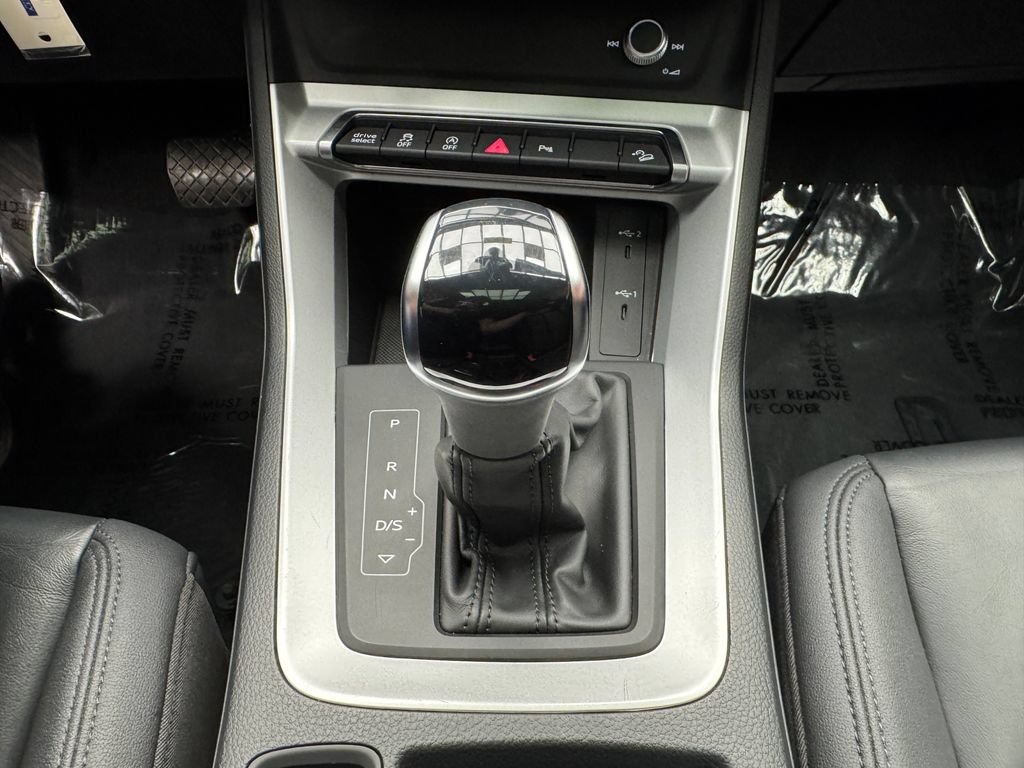 Used 2025 Audi Q3 2.0T Premium AWD/4WD image 21
