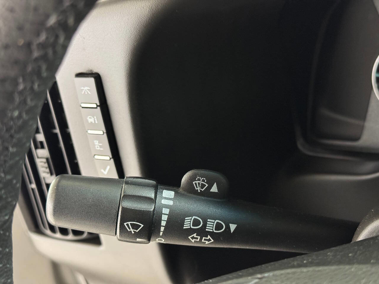 Used 2013 Chevrolet Express 1500 image 61