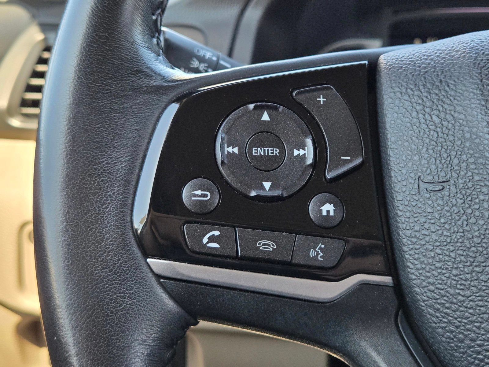Used 2019 Honda Pilot Touring image 26
