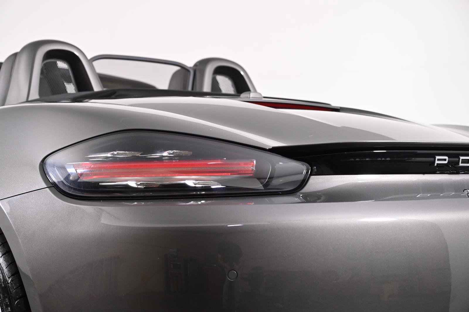 Used 2017 Porsche 718 Boxster S RWD image 13