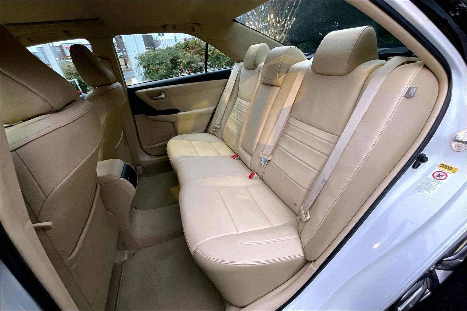 Used 2015 Toyota Camry XLE FWD image 25