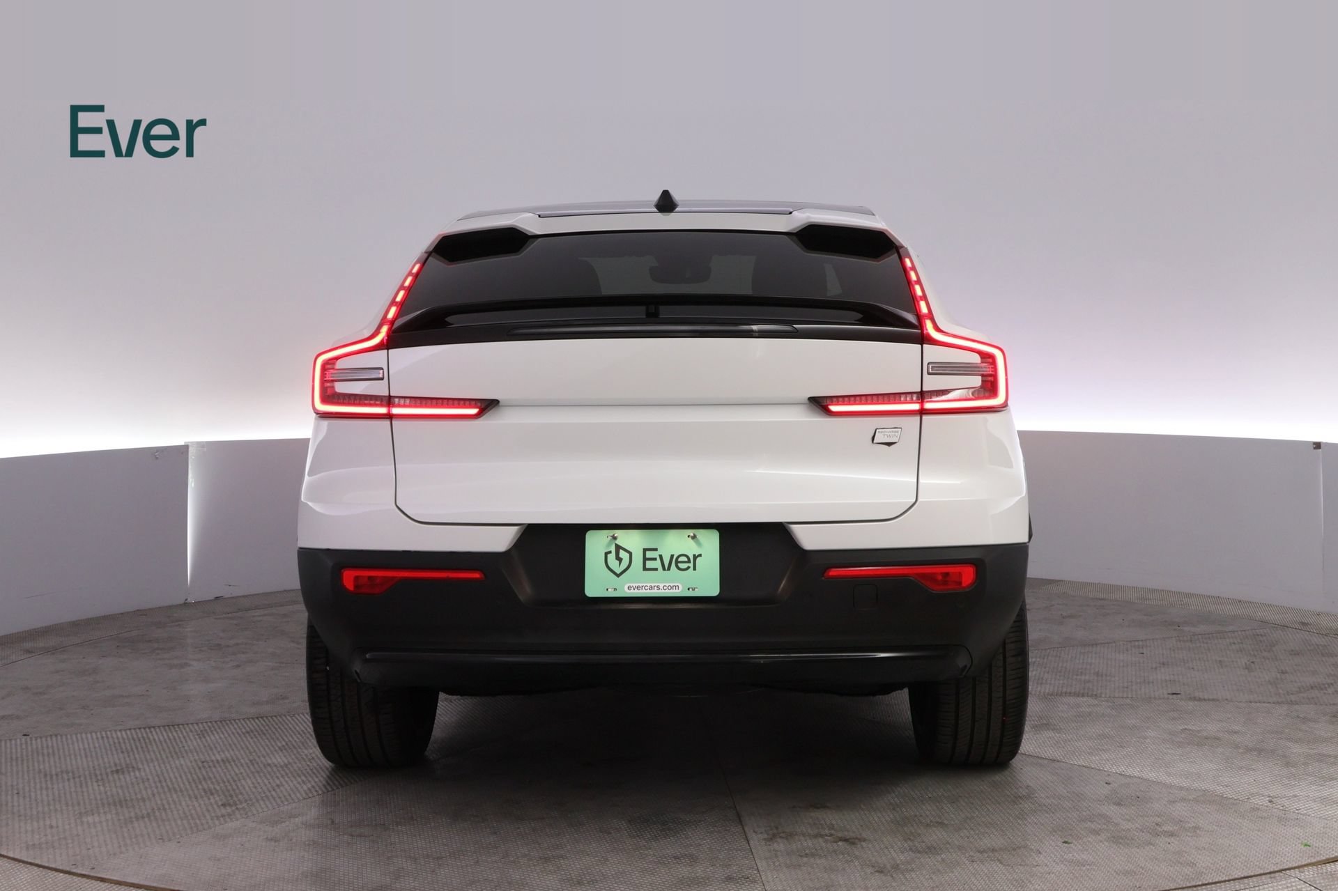 Used 2023 Volvo C40 P8 Recharge Ultimate AWD/4WD image 15