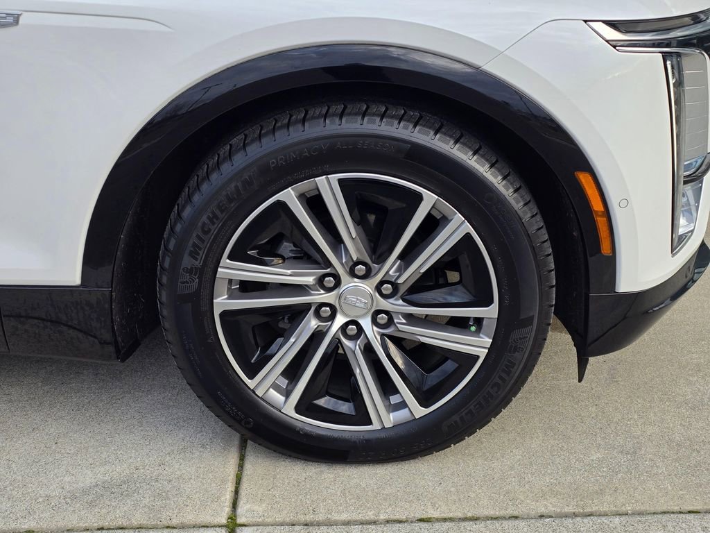 Certified 2024 Cadillac Lyriq Luxury w/ LPO, Floor Liner Package image 9