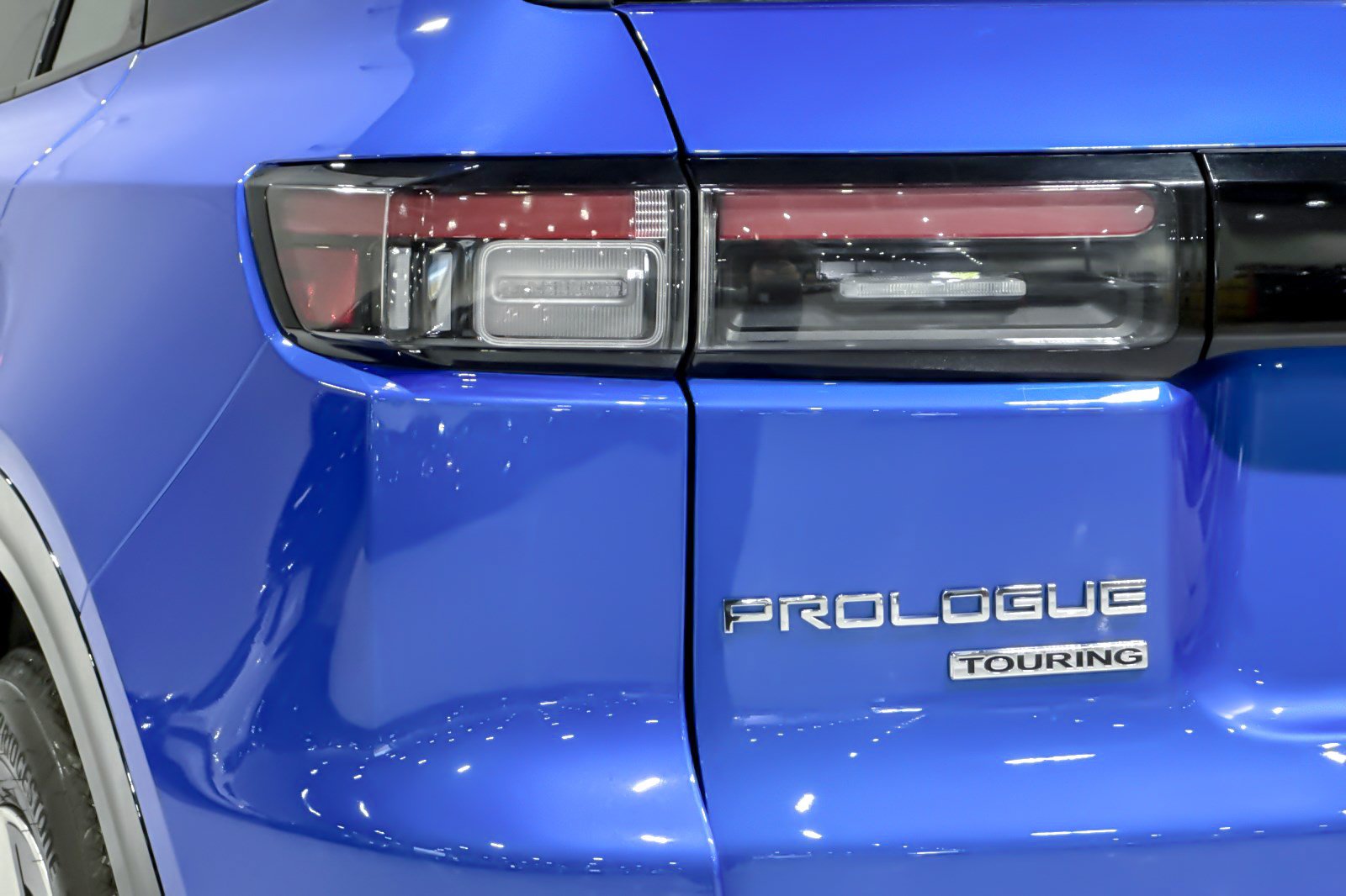 Used 2024 Honda Prologue Touring image 12