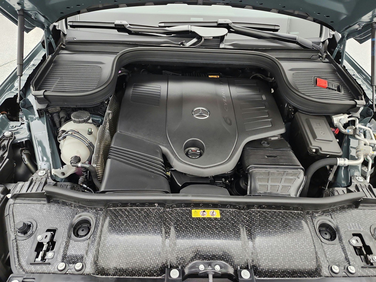 New 2027 Mercedes-Benz GLS 450 4MATIC image 12