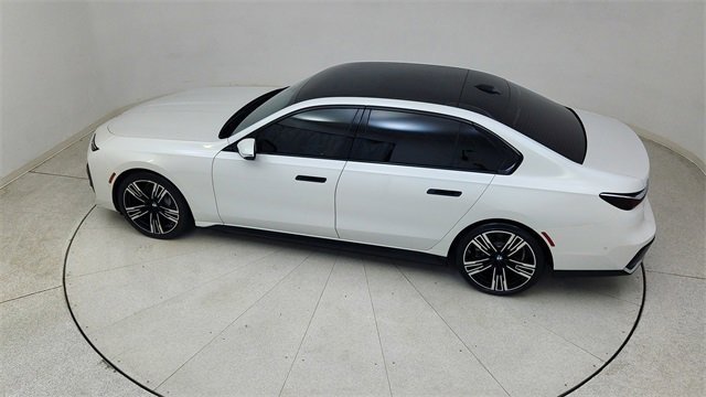 Used 2023 BMW i7 xDrive60 image 80