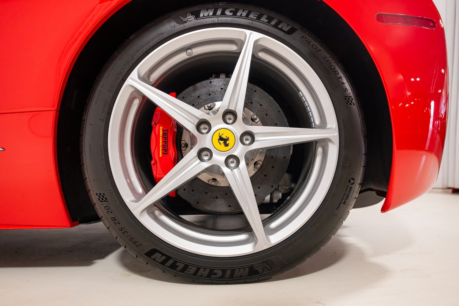 Used 2011 Ferrari 458 Italia Coupe RWD image 14