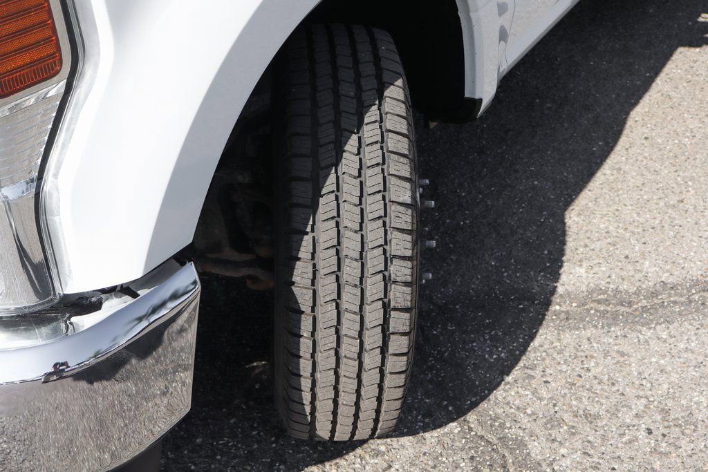 Used 2022 Ford F350 XL w/ Power Equipment Group image 44