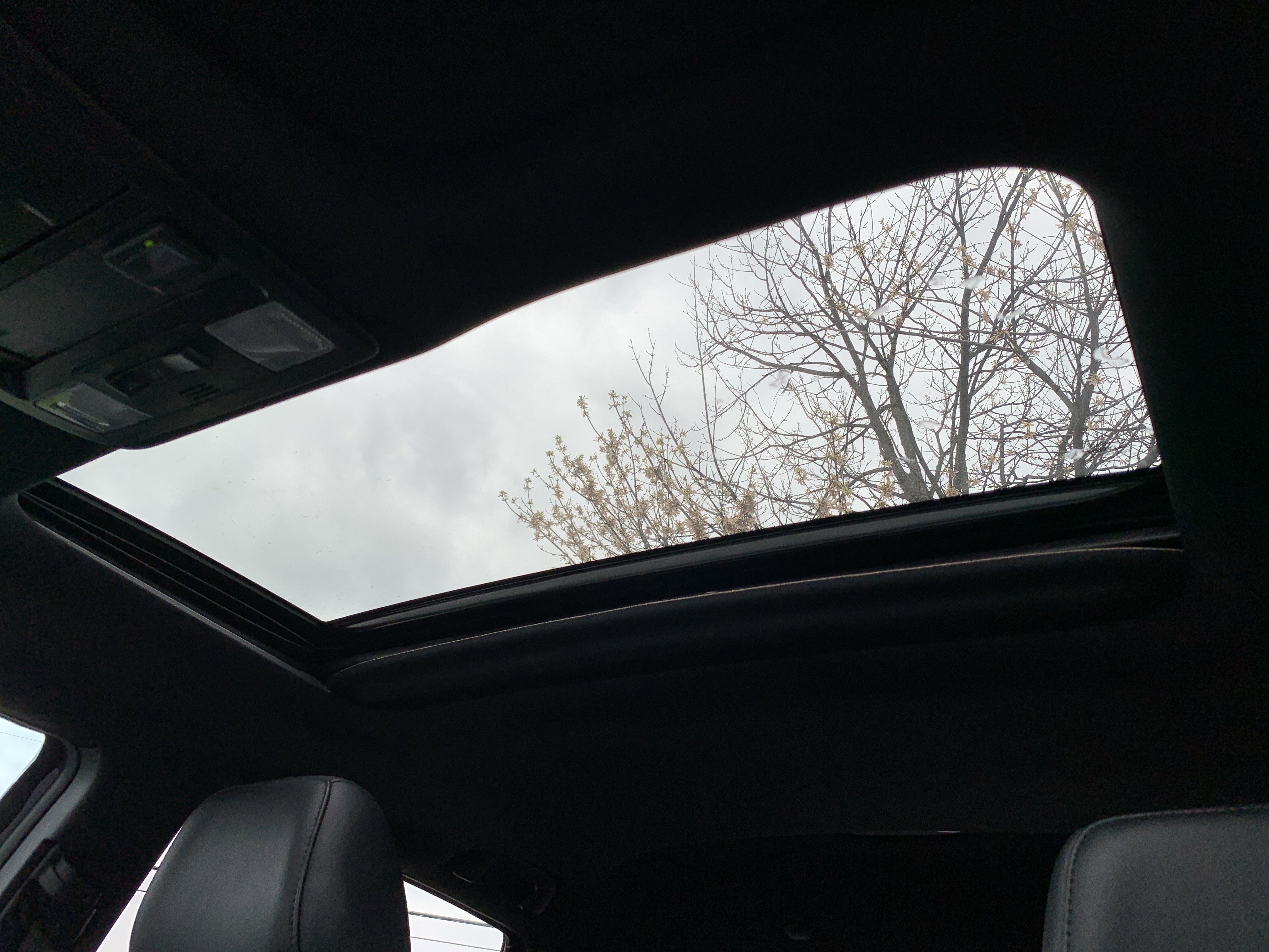 Used 2021 Toyota Tacoma Limited image 25