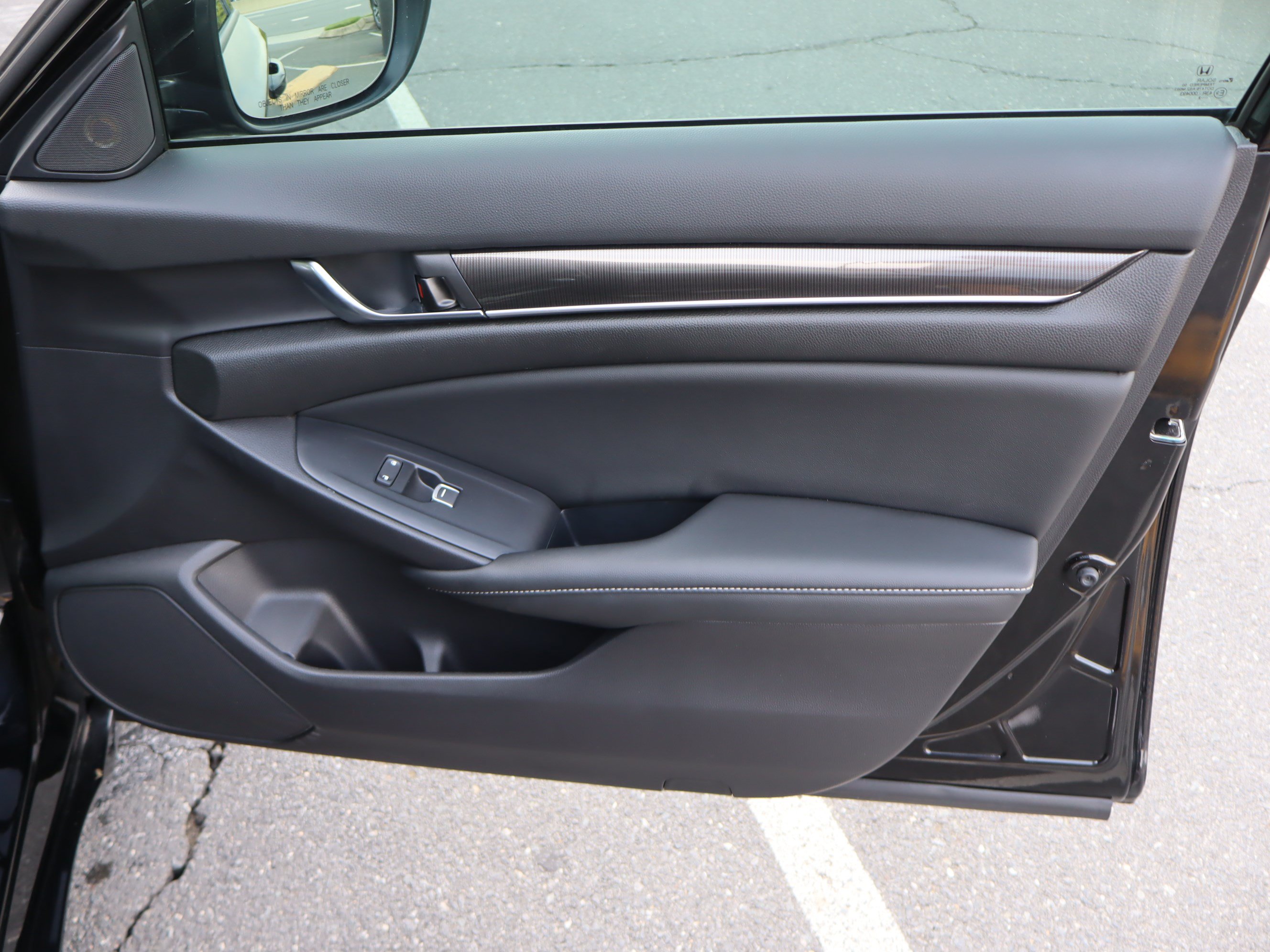 Used 2022 Honda Accord Sport image 35