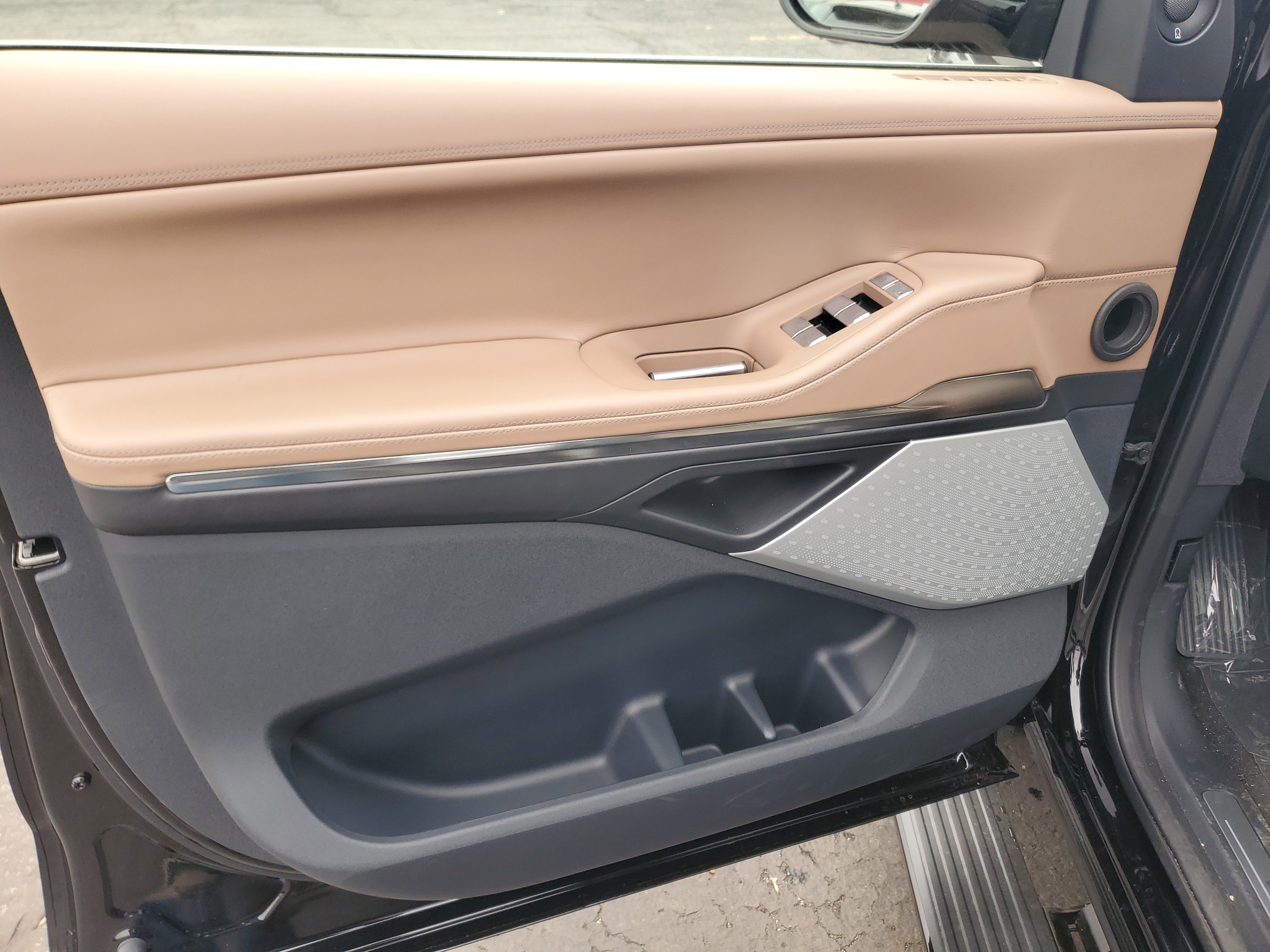 New 2026 Lincoln Navigator L Black Label image 8