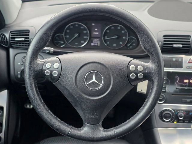 Used 2006 Mercedes-Benz C 230 Sedan image 12