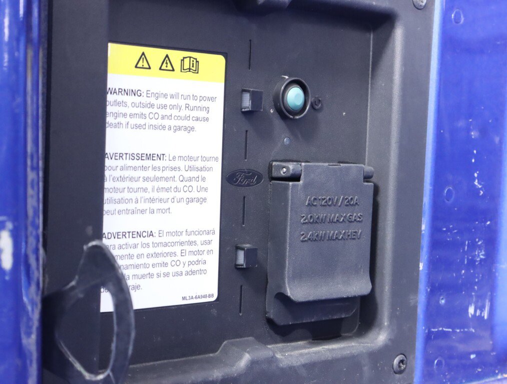 Used 2024 Ford F150 XLT w/ Mobile Office Package image 36