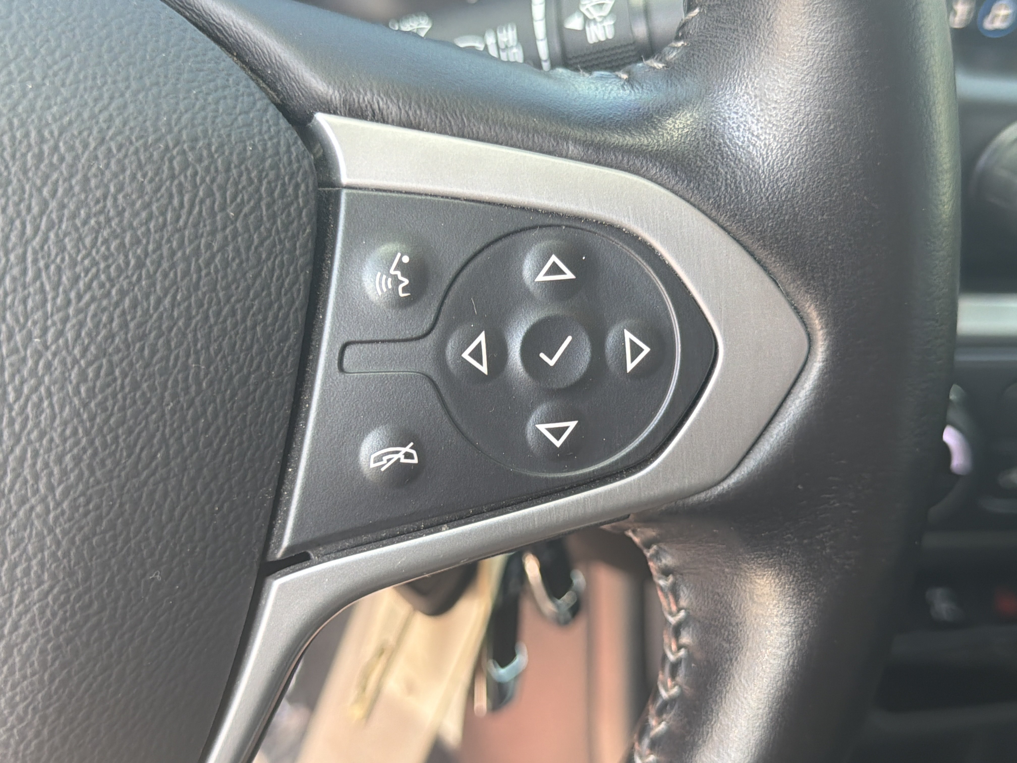Used 2022 Chevrolet Colorado ZR2 w/ ZR2 Dusk Special Edition AWD/4WD image 19