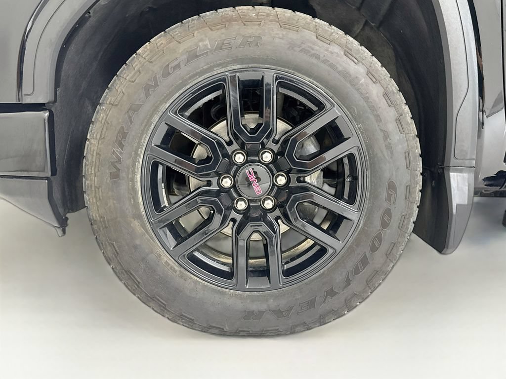Used 2024 GMC Sierra 1500 Elevation w/ Preferred Package AWD/4WD image 30