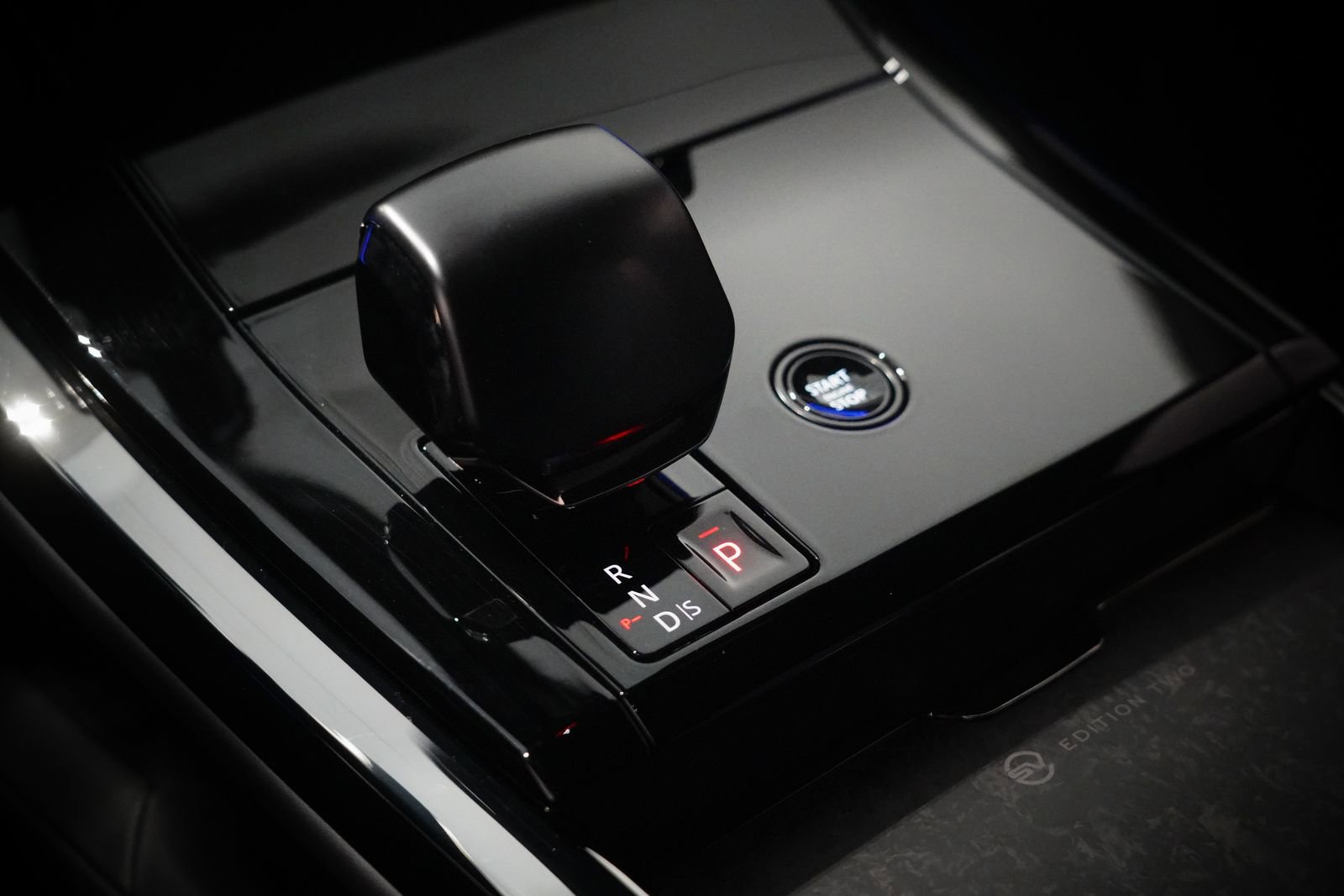 Used 2025 Land Rover Range Rover Sport SV Edition Two image 28