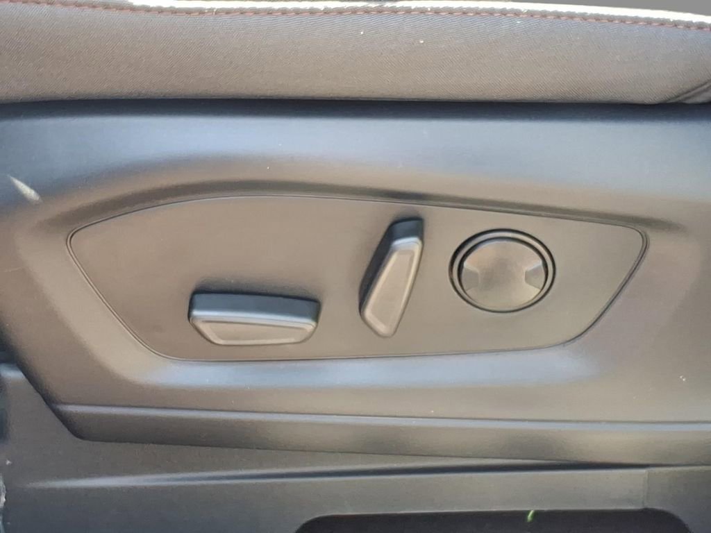 New 2026 Ford Explorer Active AWD/4WD image 18